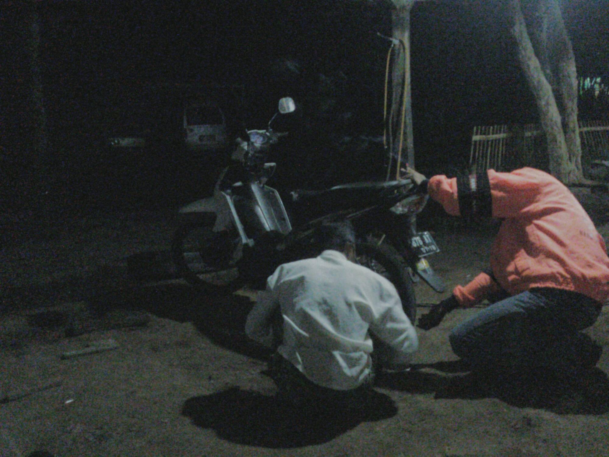 เที่ยวคนเดียว, บล็อกเกอร์ท่องเที่ยว, บล็อกเกอร์สาว, ท่องเที่ยว, ผจญภัย, ลุยเดี่ยว, บล็อกเกอร์สายเที่ยว, เทรคกิ้ง, ปีนเขา, ดำน้ำ, ฟรีไดฟ์, ร้านฟรีไดฟ์, ร้านขายอุปกรณ์ดำน้ำ, กรุงเทพ, ฟินฟรีไดฟ์, คาวาห์อีเจี้ยน อีเจี้ยน ภูเขาไฟ อินโด อินโดนีเซีย เทรคกิ้ง ปีนเขา เดินเขา เข้าป่า เที่ยวอินโด เที่ยวคนเดียว ท่องเที่ยว เดินทาง บล็อกเกอร์ท่องเที่ยว ผจญภัย