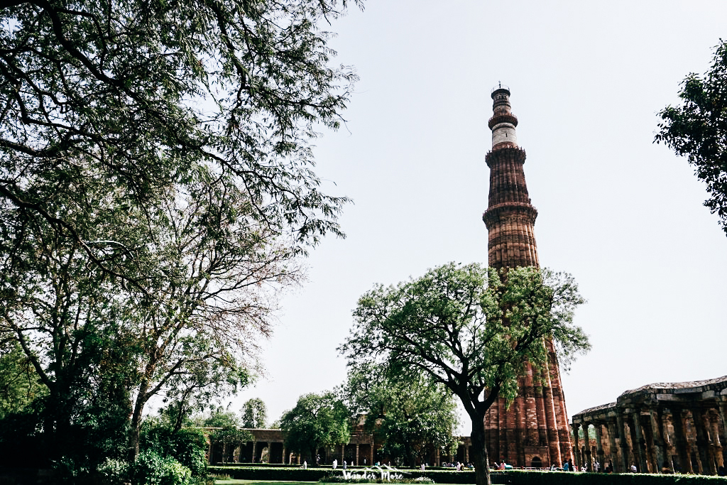 อินเดีย เที่ยวอินเดีย เที่ยวคนเดียว Qutub minar ท่องเที่ยว เดินทาง บล็อกเกอร์ท่องเที่ยว ผจญภัย
