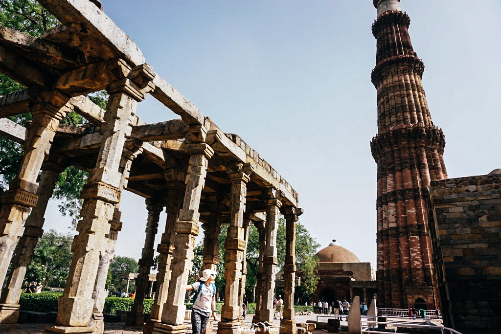 สาวเที่ยวลุยเดี่ยว เดินทางผจญภัย เทรคกิ้ง ปีนเขา เข้าป่า อินเดีย