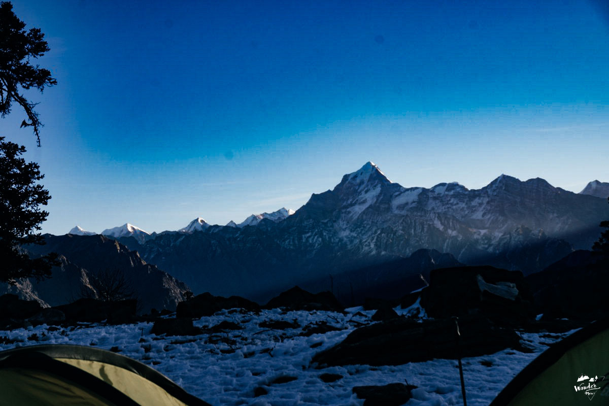 DSC07076_1200x800-75_logo