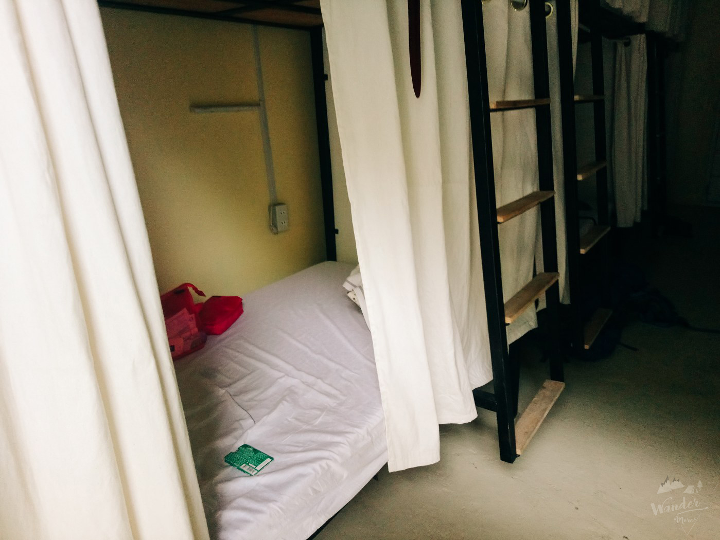 เที่ยวคนเดียว, บล็อกเกอร์ท่องเที่ยว, บล็อกเกอร์สาว, ท่องเที่ยว, ผจญภัย, ลุยเดี่ยว, บล็อกเกอร์สายเที่ยว, เทรคกิ้ง, ปีนเขา, ดำน้ำ, ฟรีไดฟ์, ร้านฟรีไดฟ์, ร้านขายอุปกรณ์ดำน้ำ, กรุงเทพ, ฟินฟรีไดฟ์, โฮสเทล, นอนโฮสเทล, ที่พักราคาถูก, ท่องเที่ยว, เที่ยวคนเดียว, เที่ยวราคาประหยัด