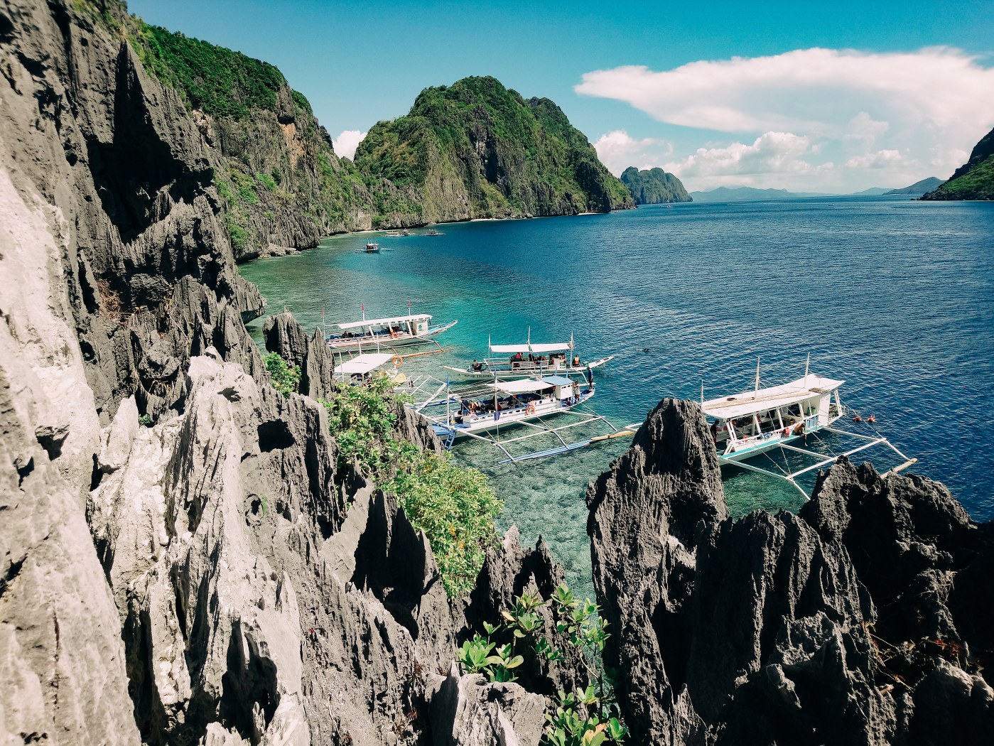 ฟิลิปปินส์, el nido, palawan, เที่ยว, เที่ยวคนเดียว, บล็อกเกอร์ท่องเที่ยว, บล็อกเกอร์สาว, ท่องเที่ยว, ผจญภัย, ลุยเดี่ยว, บล็อกเกอร์สายเที่ยว, เทรคกิ้ง, ปีนเขา, ดำน้ำ, ฟรีไดฟ์, ร้านฟรีไดฟ์, ร้านขายอุปกรณ์ดำน้ำ, กรุงเทพ, ฟินฟรีไดฟ์