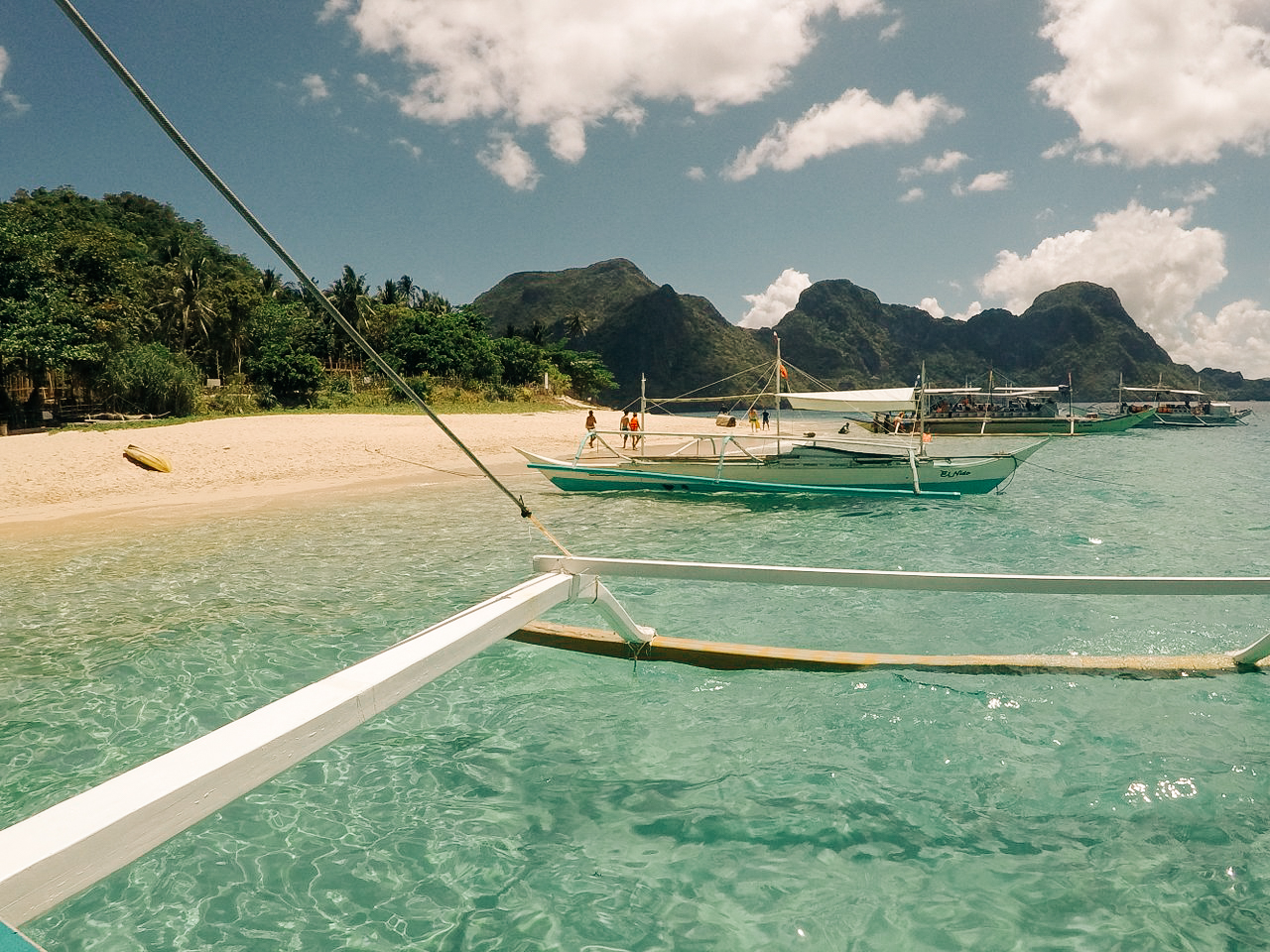 ฟิลิปปินส์, el nido, palawan, เที่ยว, เที่ยวคนเดียว, บล็อกเกอร์ท่องเที่ยว, บล็อกเกอร์สาว, ท่องเที่ยว, ผจญภัย, ลุยเดี่ยว, บล็อกเกอร์สายเที่ยว, เทรคกิ้ง, ปีนเขา, ดำน้ำ, ฟรีไดฟ์, ร้านฟรีไดฟ์, ร้านขายอุปกรณ์ดำน้ำ, กรุงเทพ, ฟินฟรีไดฟ์