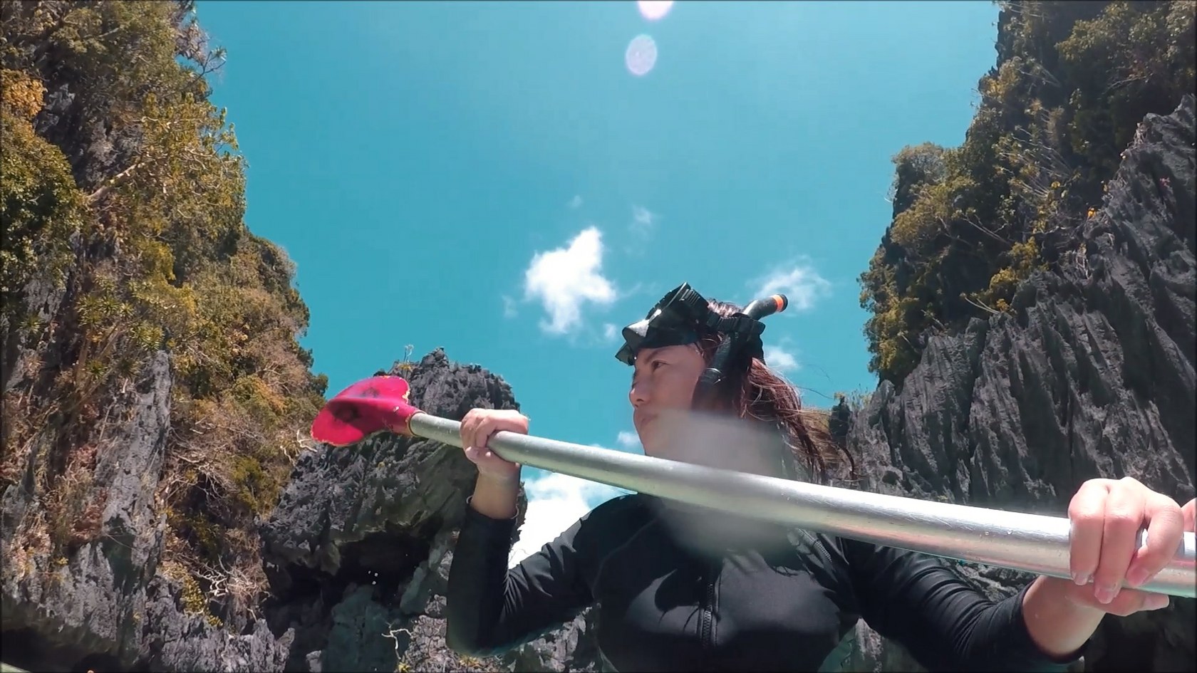 เที่ยวคนเดียว, บล็อกเกอร์ท่องเที่ยว, บล็อกเกอร์สาว, ท่องเที่ยว, ผจญภัย, ลุยเดี่ยว, บล็อกเกอร์สายเที่ยว, เทรคกิ้ง, ปีนเขา, ดำน้ำ, ฟรีไดฟ์, ร้านฟรีไดฟ์, ร้านขายอุปกรณ์ดำน้ำ, กรุงเทพ, ฟินฟรีไดฟ์