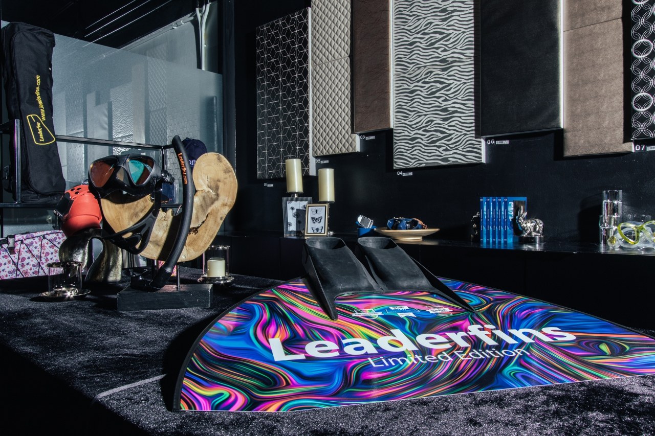 เที่ยวคนเดียว, บล็อกเกอร์ท่องเที่ยว, บล็อกเกอร์สาว, ท่องเที่ยว, ผจญภัย, ลุยเดี่ยว, บล็อกเกอร์สายเที่ยว, เทรคกิ้ง, ปีนเขา, ดำน้ำ, ฟรีไดฟ์, ร้านฟรีไดฟ์, ร้านขายอุปกรณ์ดำน้ำ, กรุงเทพ, ฟินฟรีไดฟ์