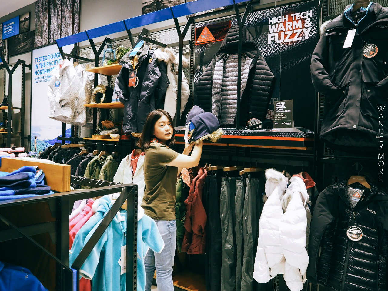 เที่ยวคนเดียว, บล็อกเกอร์ท่องเที่ยว, บล็อกเกอร์สาว, ท่องเที่ยว, ผจญภัย, ลุยเดี่ยว, บล็อกเกอร์สายเที่ยว, Columbia sportswear, outdoors, เสื้อกันหนาว, เทรคกิ้ง, ปีนเขา, รองเท้าเทรคกิ้ง, รองเท้าเทรคกิ้งกันหนาว, รองเท้าลุยหิมะ, base layers, เบสเลเยอร์, ลองจอน