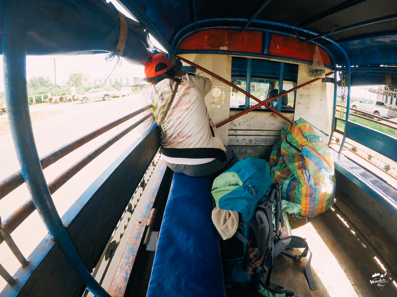 ลาวใต้, ที่ราบสูงโบโลเวน, เที่ยวคนเดียว, ไปเอง, เดินป่า, เที่ยวคนเดียว, บล็อกเกอร์ท่องเที่ยว, บล็อกเกอร์สาว, ท่องเที่ยว, ผจญภัย, ลุยเดี่ยว, บล็อกเกอร์สายเที่ยว