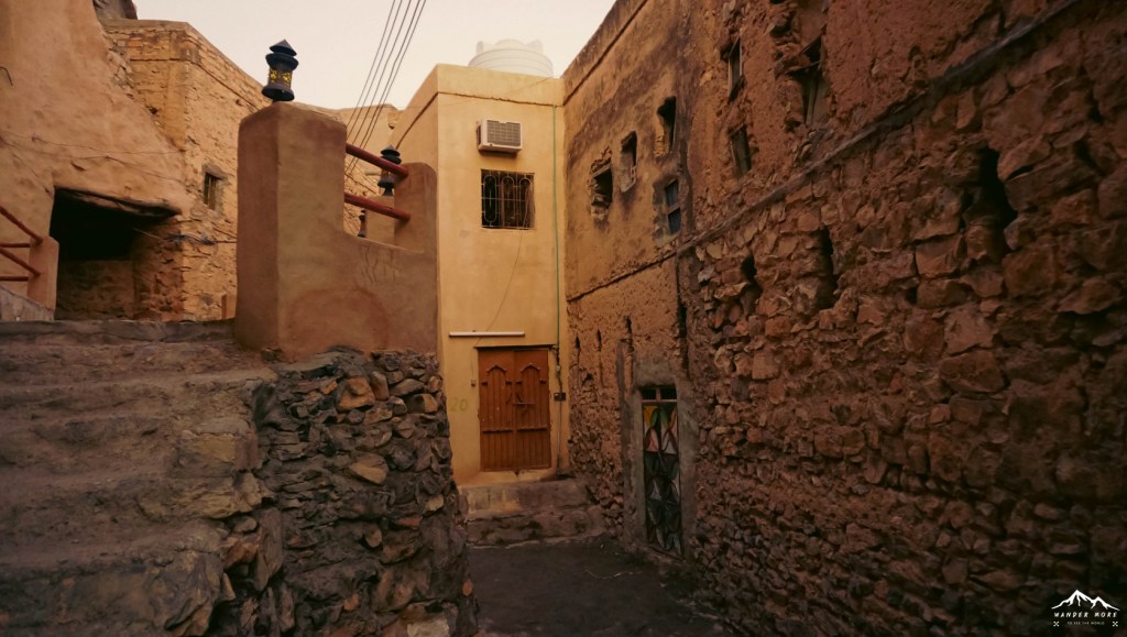 บ้านดินโบราณบนภูเขา หมู่บ้าน Misfat al Abriyyin โอมาน