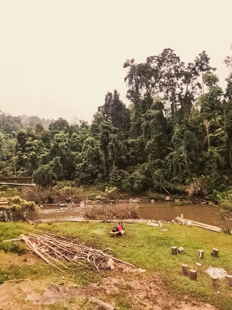 โป่งแง้นฮิมน้ำโฮมสเตย์